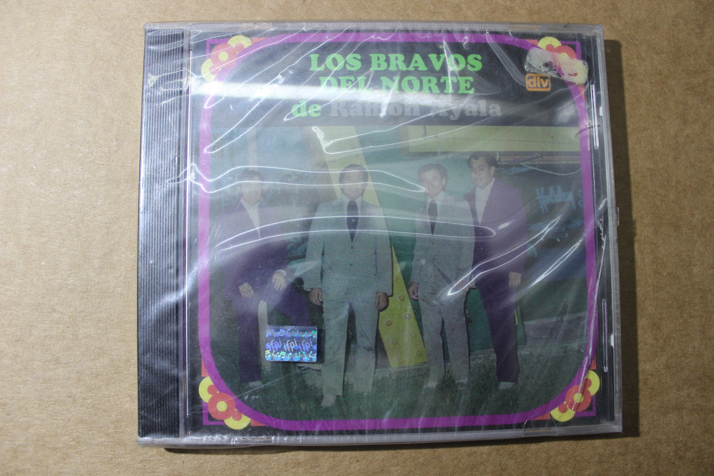 LOS BRAVOS DEL NORTE DE RAMON AYALA TUS PUCHEROS